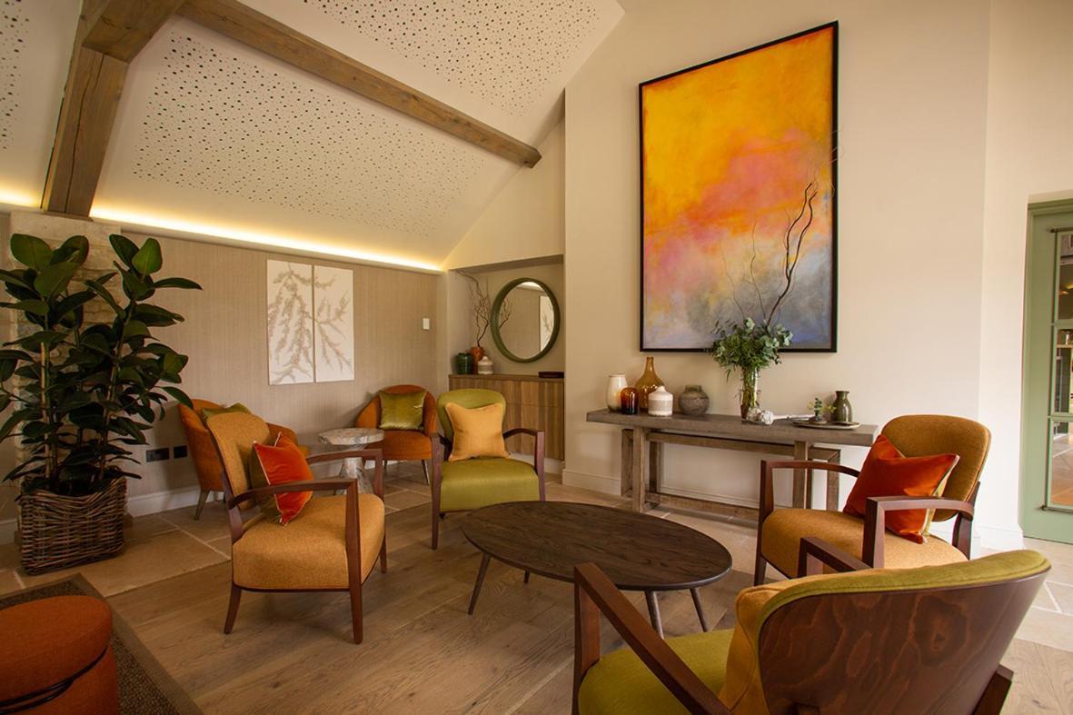 Falcon Hotel توسيستر المظهر الخارجي الصورة