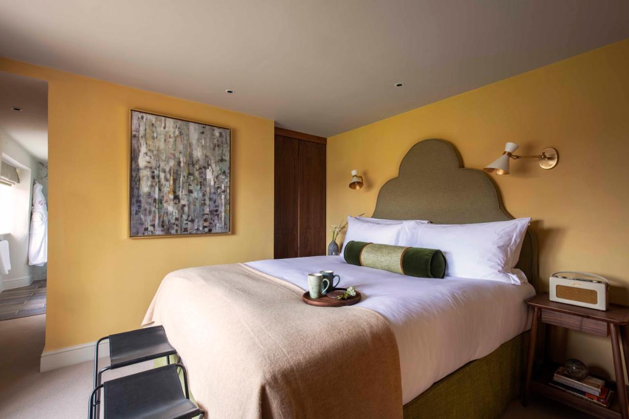 Falcon Hotel توسيستر المظهر الخارجي الصورة